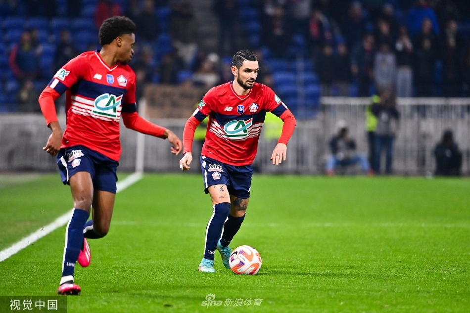 包含清晨法国杯传出新动向，里尔迎来里程碑，管理层表态——赛场秩序良好，身体对抗强度拉满的词条